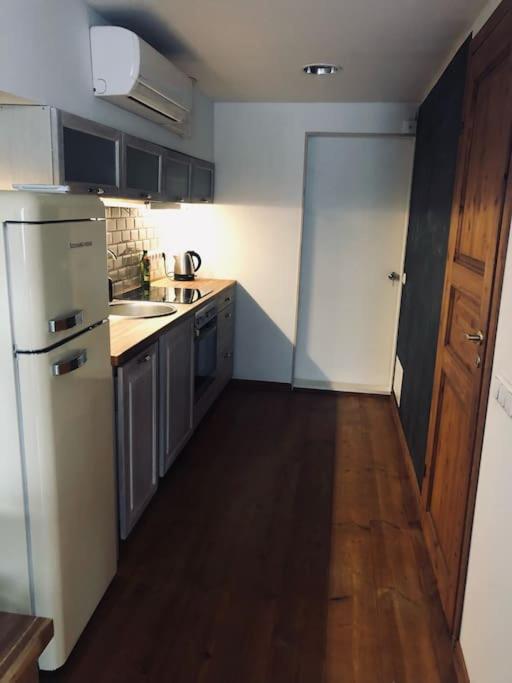 Cozy Apartment Near The City Center Tartu Exteriör bild