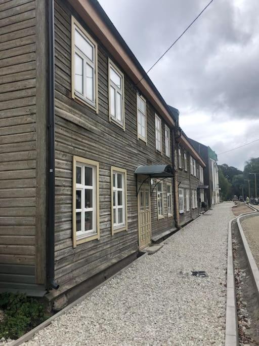 Cozy Apartment Near The City Center Tartu Exteriör bild